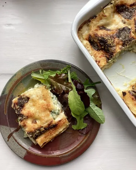 A Classic Recipe for Layered Pasta with Summer Squash and Three Cheeses